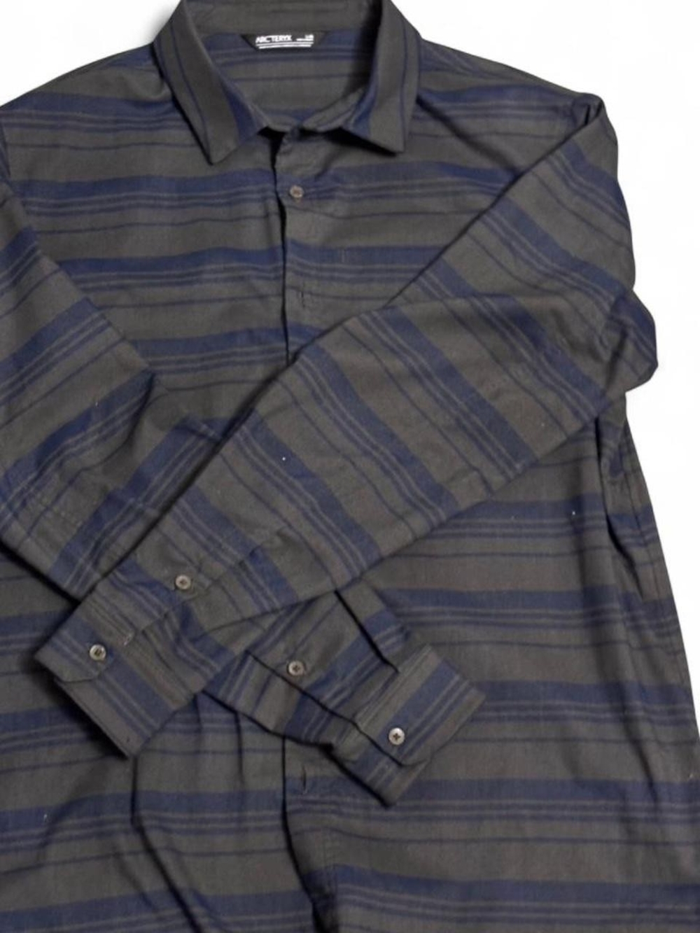 Arc'teryx Men's Gray Shirt with Navy Stripe Pattern